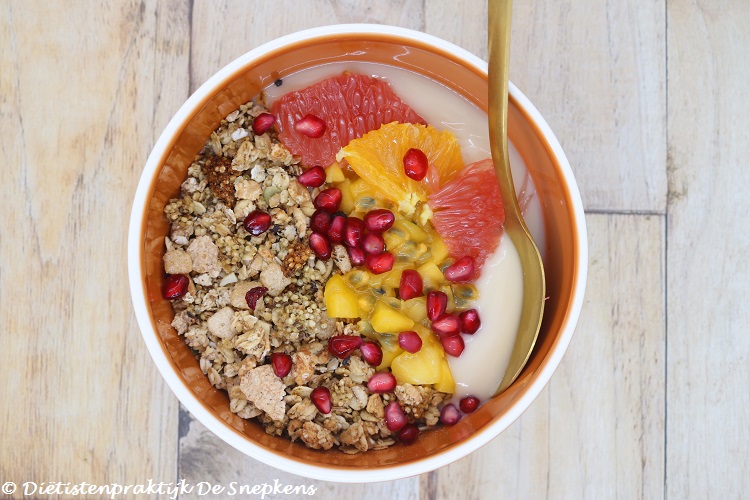 ontbijtbowl-haver-pompelmoes